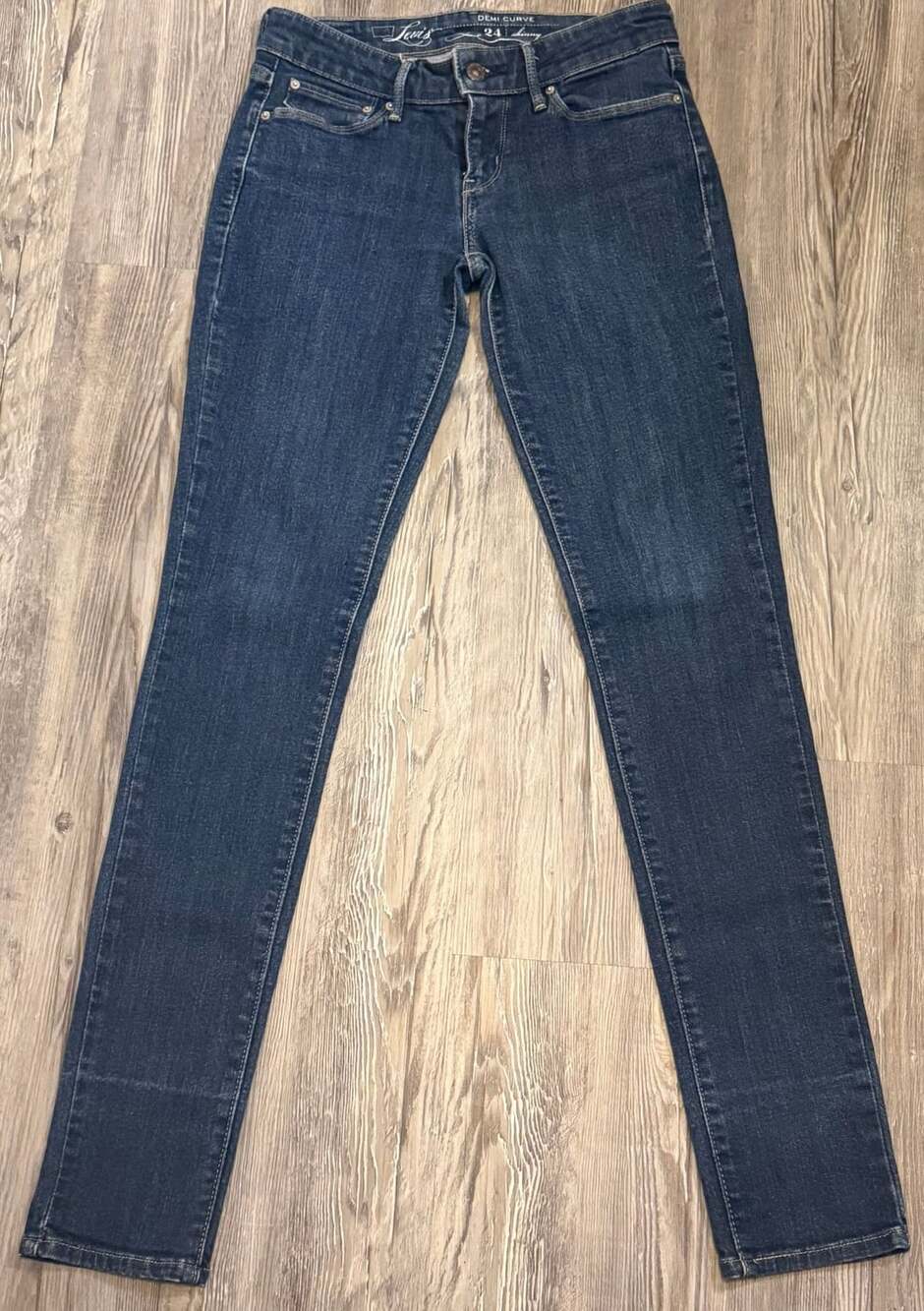 Levi's Demi Curve Skinny Jeans Size 24x32 Dark Wash Denim